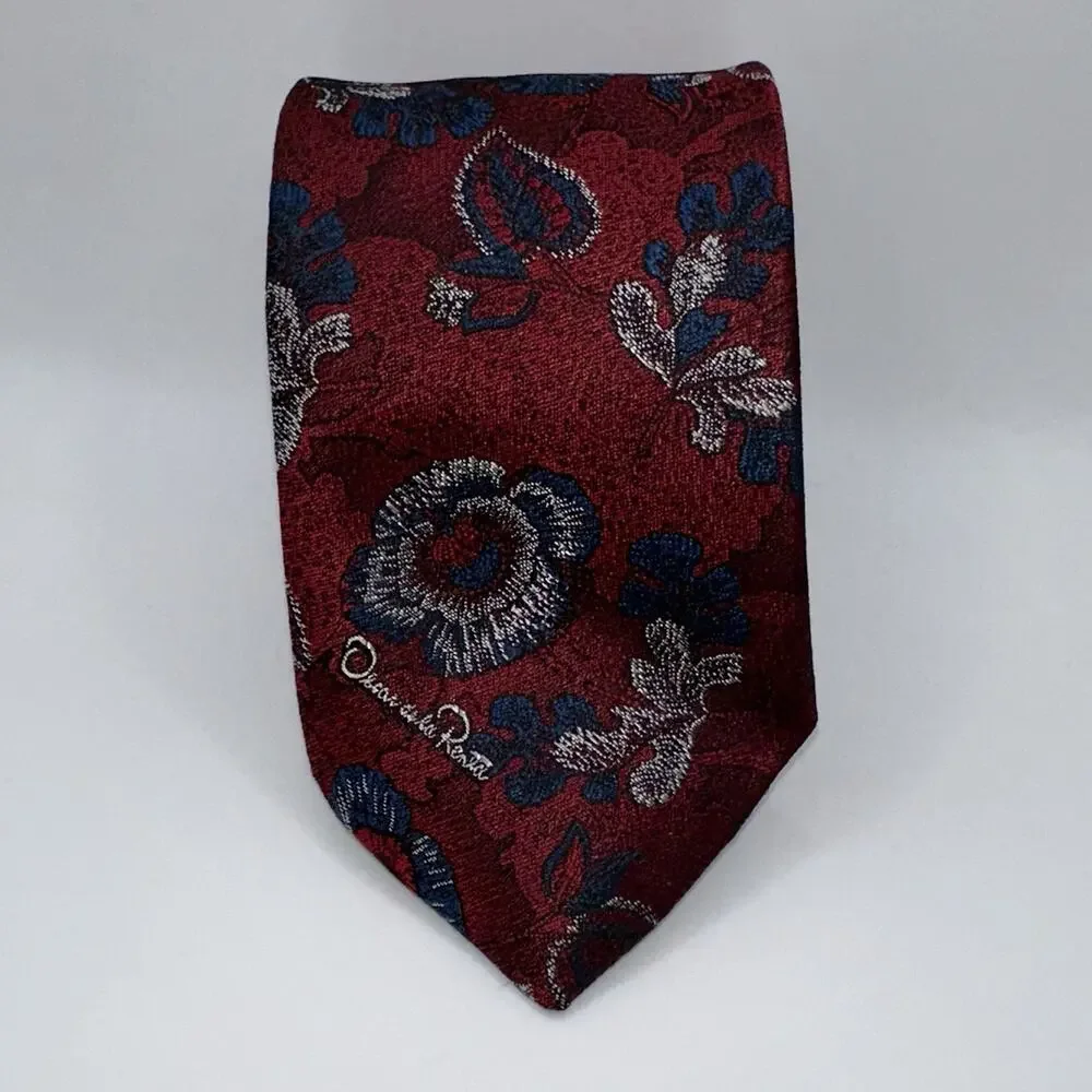 Oscar de la Renta Silk‎ Tie Red Floral Paisley Classic 56” Designer Necktie